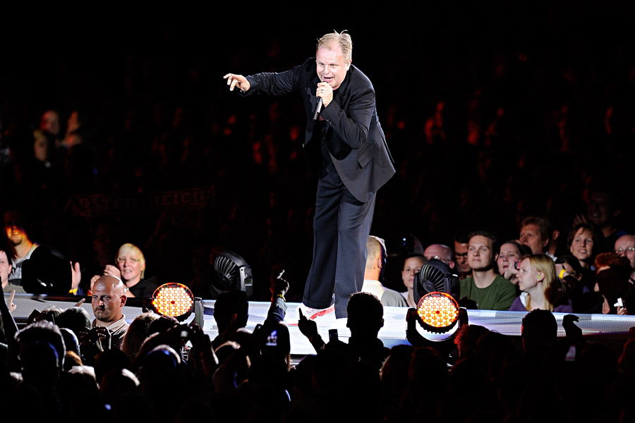 Herbert Grönemeyer – Herbie wirft vor 35.000 Fans den Anker. – Herbert in Düsseldorf.