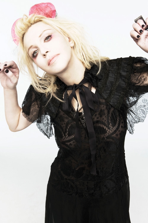 Hole – nämlich Courtney Love ...