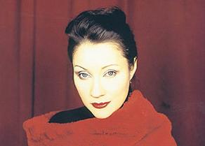 Holly Cole