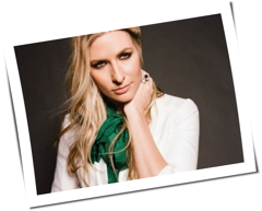 Holly Williams