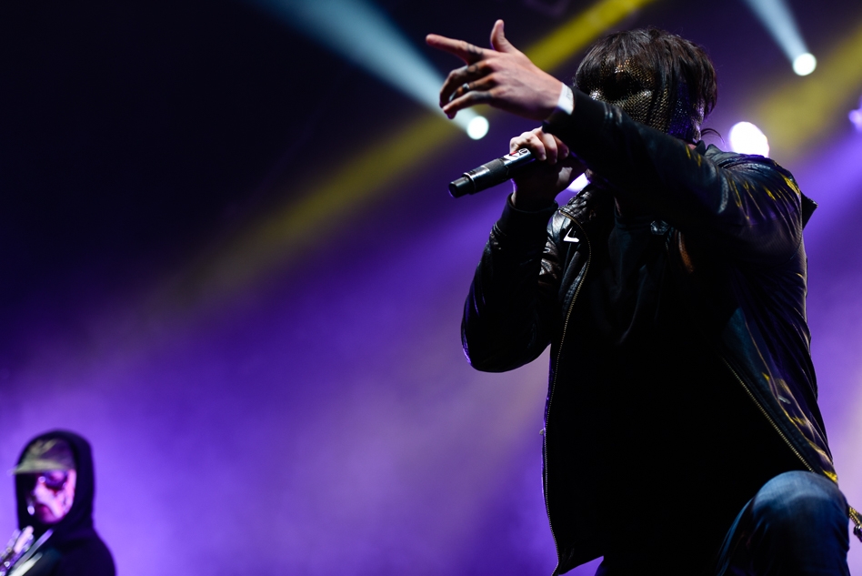 Straight from L.A. – Hollywood Undead.