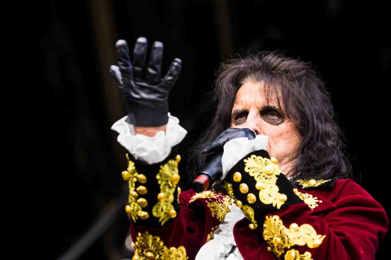 Hollywood Vampires – Alice Cooper.