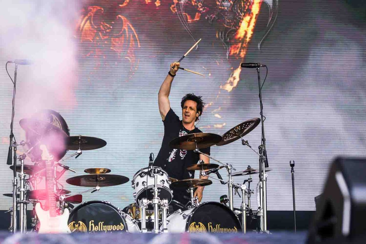 Hollywood Vampires – Glen Sobel.
