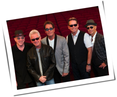Huey Lewis & The News