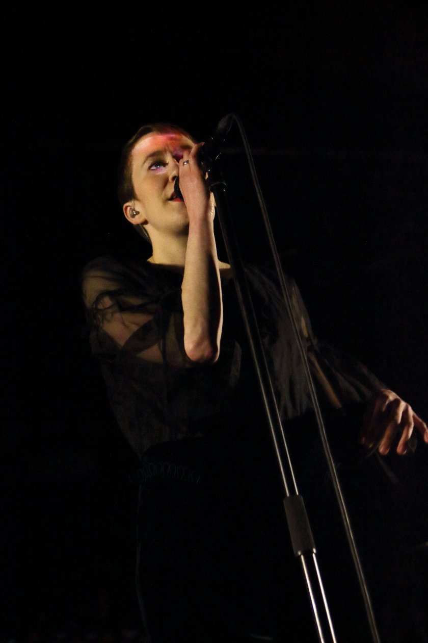 Hundreds – Die deutschen Elektropopper bei ihrem bisher größten Gig. – Eva Milner.