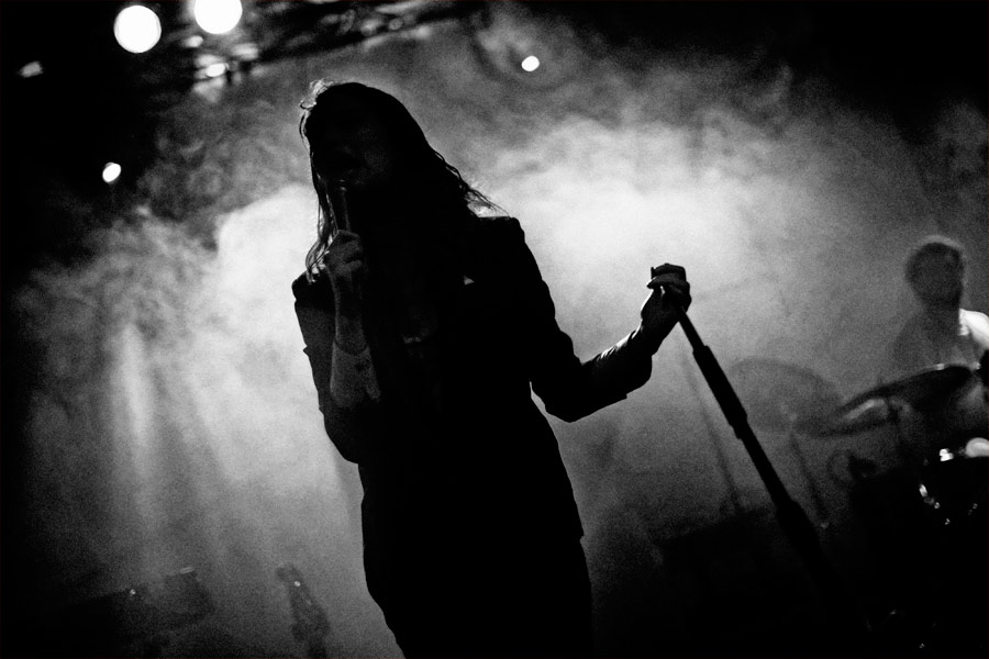 Stings Tochter stellt ihr Hit-Album "The Constant" in der Essigfabrik vor. – I Blame Coco