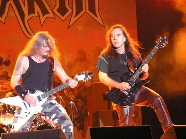 Trotz den Diskussionen um übertriebenen Patriotismus bejubelt: Iced Earth – 