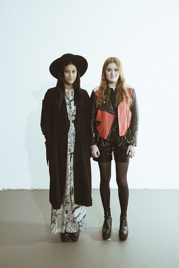 Icona Pop – Die "I Love It"-Überflieger bei der Fotosession in Köln 2013. – 