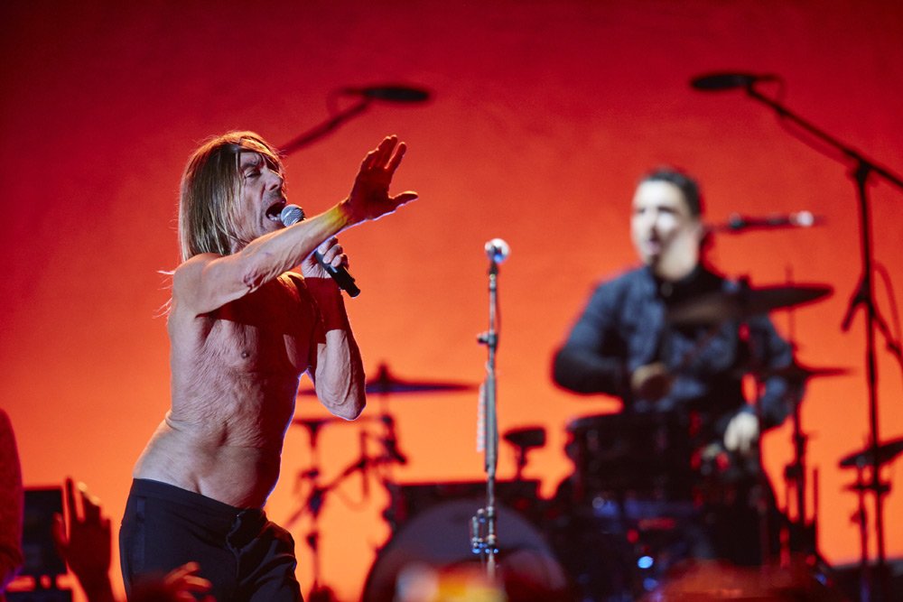 Iggy Pop – Mit Josh Homme, Matt Helders, Dean Fertita und Co. auf "Post Pop Depression"-Tour! – Iggy und Matt.
