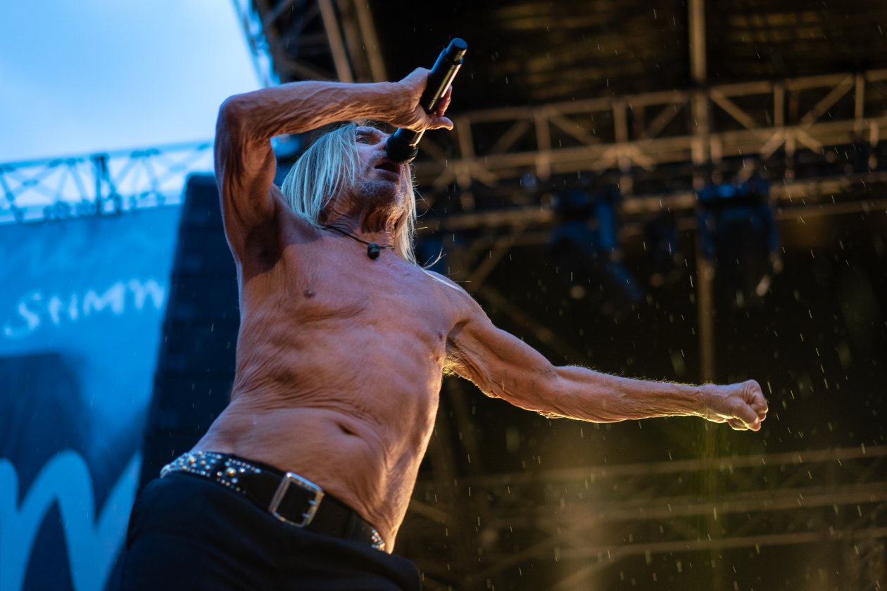 Das bisschen Regen ... Iggy Pop in Hochform. – Iggy Pop.
