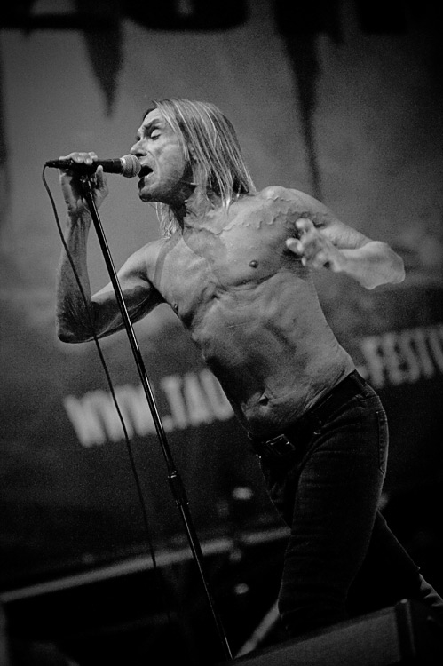 Iggy Pop – Iggy & The Stooges live 2011 – Iggy & The Stooges rocken das Taubertal.