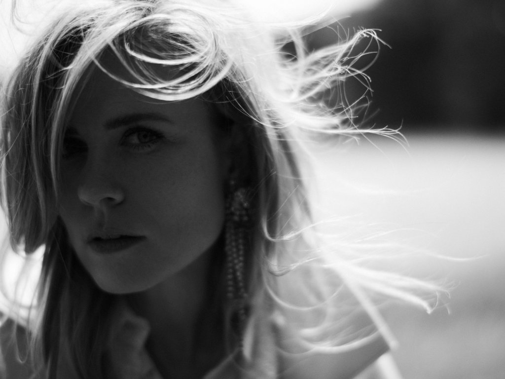 Ilse DeLange