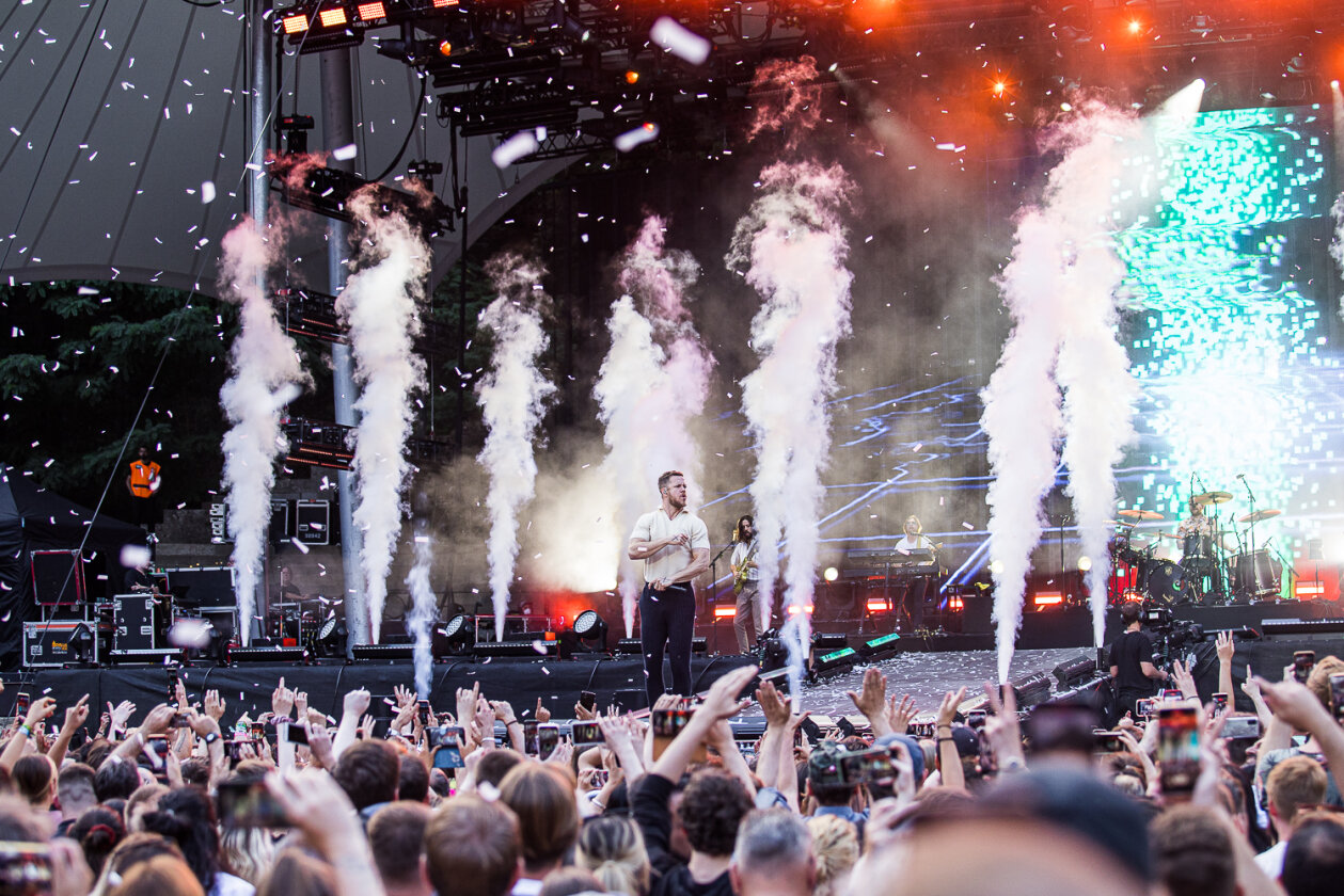 Imagine Dragons begeistern das ausverkaufte Open Air-Stadionrund. – Imagine Dragons.