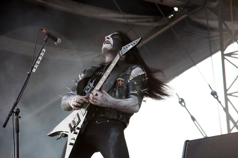 Immortal – Mussten gegen die Sonne (!!) anspielen. – Abbath