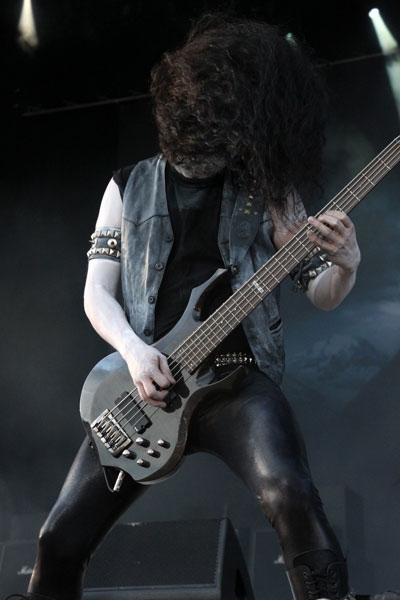 Immortal – Mussten gegen die Sonne (!!) anspielen. – Apollyon
