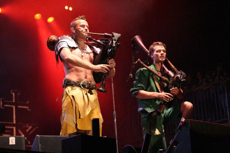 In Extremo – Headliner am Donnerstag – Yellow Pfeiffer und Flex Der Biegsame