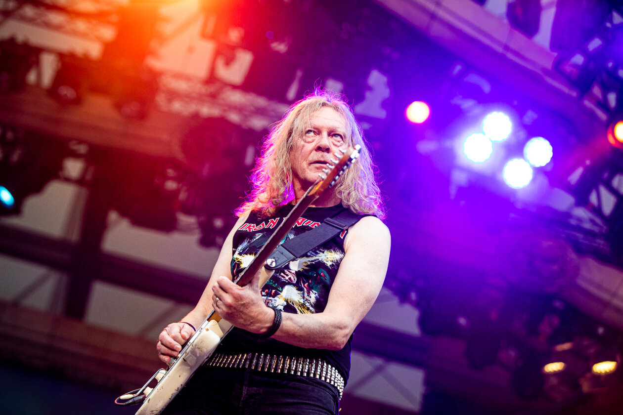 Ausverkauft schon vor der Pandemie: Iron Maiden triumphieren in der Hauptstadt. – Janick.
