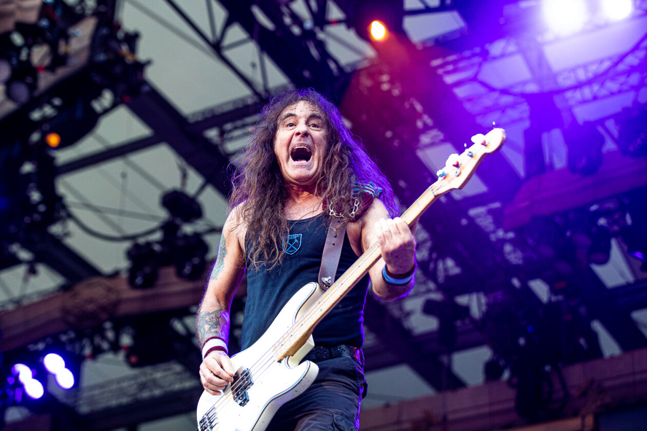Ausverkauft schon vor der Pandemie: Iron Maiden triumphieren in der Hauptstadt. – Steve.
