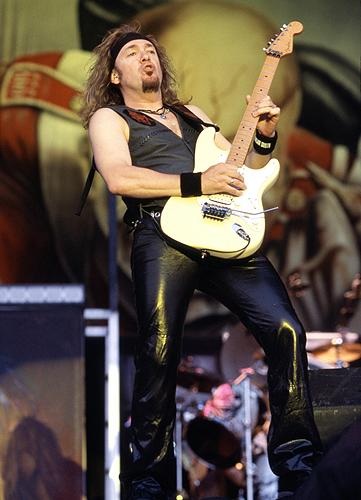Iron Maiden – Heavy auf der Bühne – 