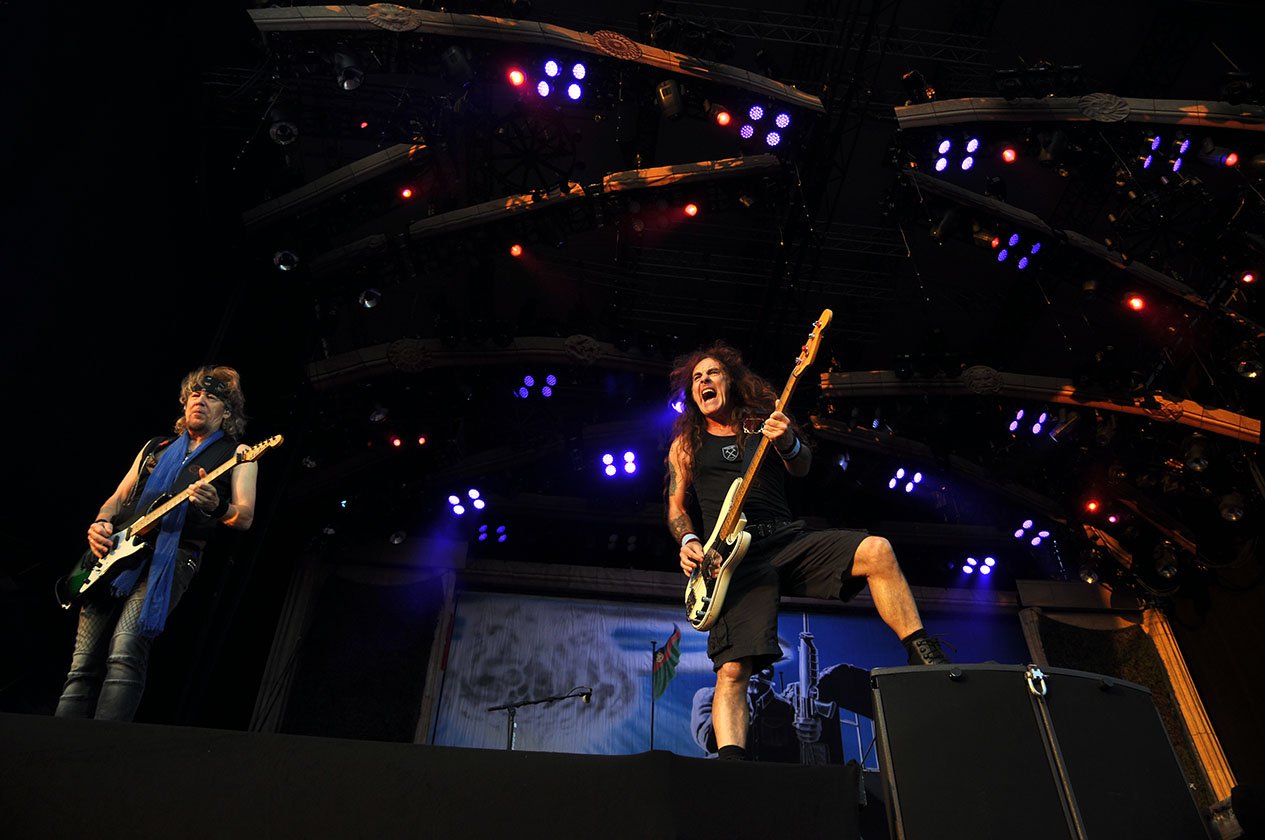 Über 30.000 Fans huldigten den Briten im Breisgau. – Iron Maiden.