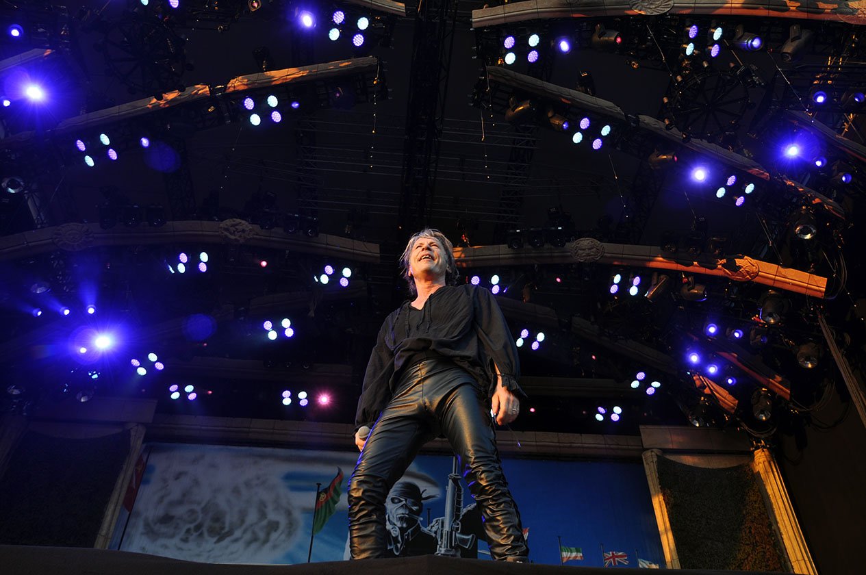 Iron Maiden – Über 30.000 Fans huldigten den Briten im Breisgau. – Bruce Dickinson.