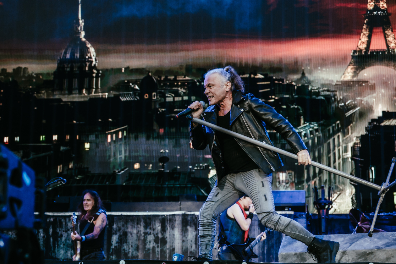 Iron Maiden – Iron Maiden.