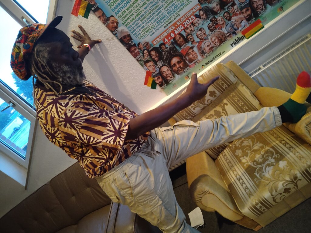 Jamaica Papa Curvin