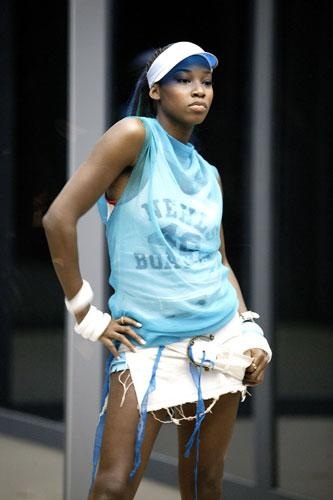 Shootingstar Jamelia bei ihren ersten Superstar-Fotos – 80s Style.