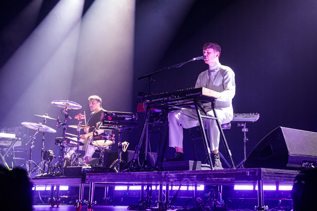 Mit dem aktuellen Album Friends "That Break Your Heart" auf Europatour: Der Brite besuchte dabei auch die deutsche Haupstadt. – James Blake.
