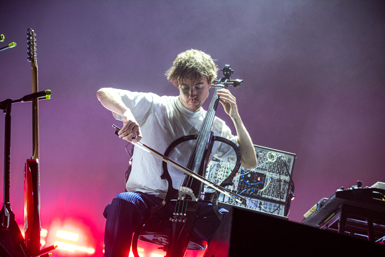James Blake – Mal was anderes. E-Cello.