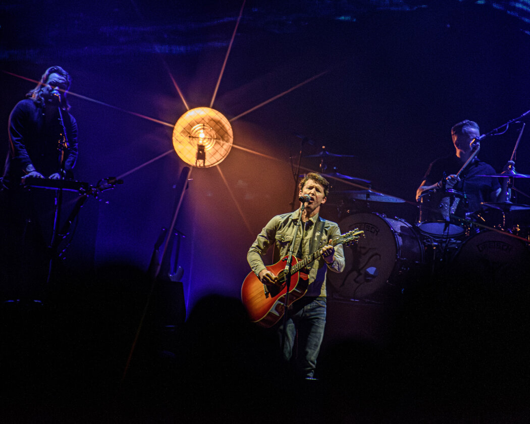 Der britische Superstar begeistert über 10.000 Berliner Fans. – James Blunt.