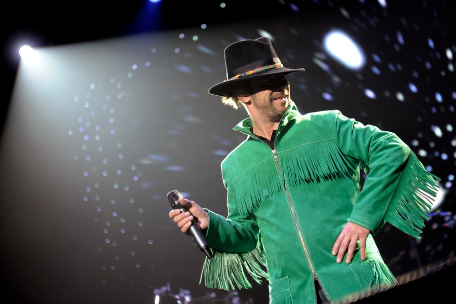 Nach Krankheit und ausgefallenen Terminen endlich in Oberhausen: Jamiroquai – Jay Kay in Oberhausen