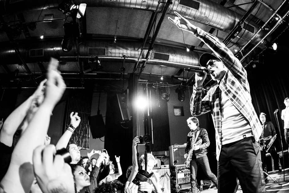 Jan Delay &amp; Disko No. 1 auf Clubtour. – Jan und Fans.