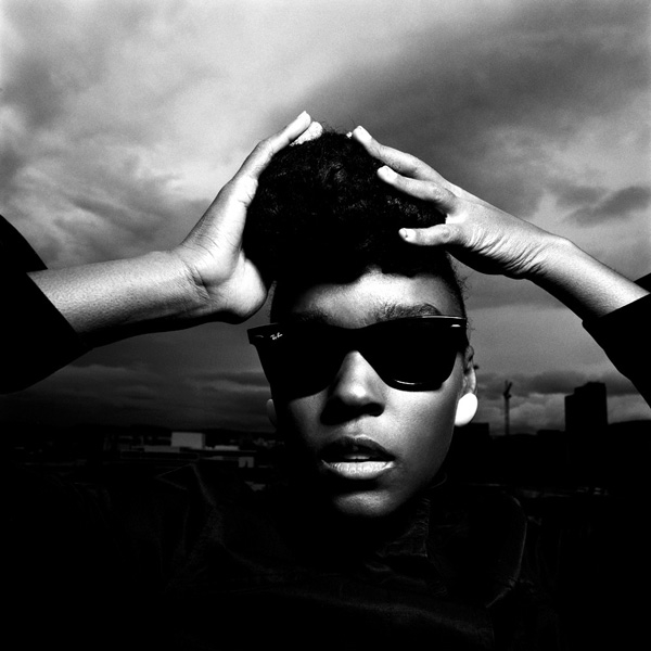 Janelle Monáe – Der Erzandroid im Portrait. – ... ihrer Person zum Vorschein bringen.