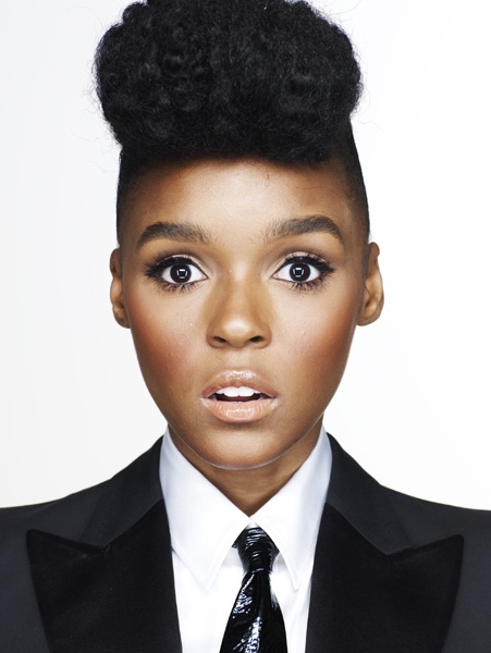 Janelle Monáe – Der Erzandroid im Portrait. – So gibt die Sängerin das Kompliment zurück.