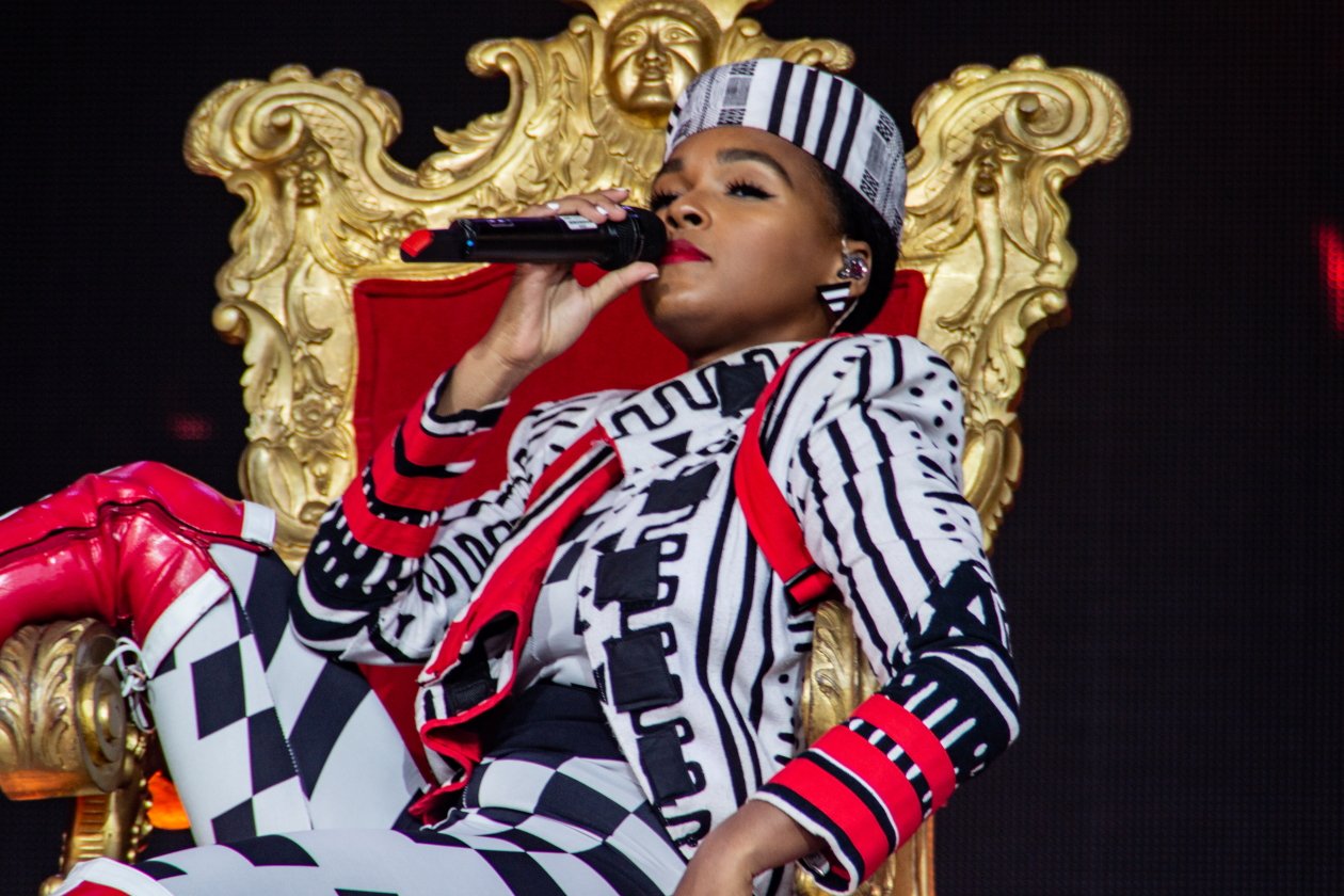 She's got the juice – als Headliner beim Roskilde Festival! – Janelle Monáe beim Roskilde Festival.