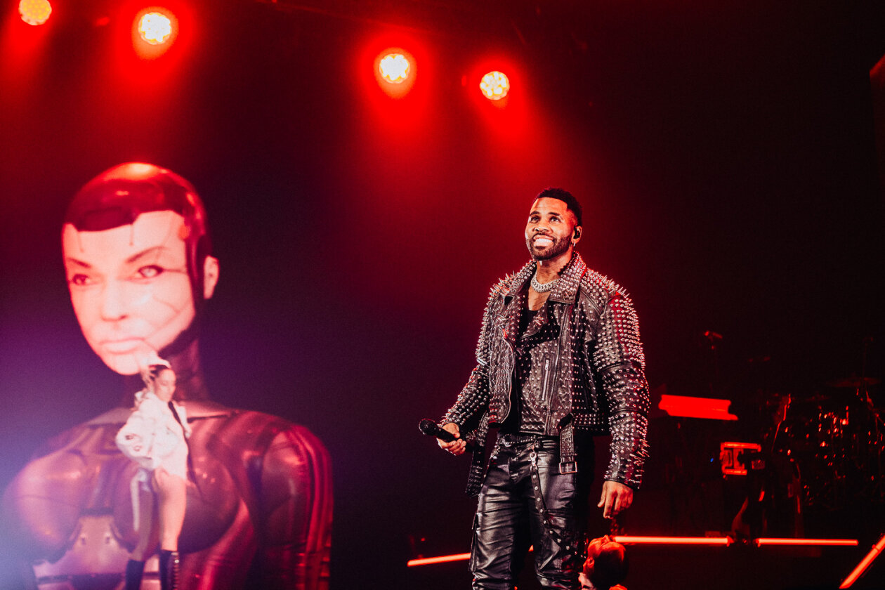 Der US-Popstar auf "Nu King World" Tour. – Jason Derulo.