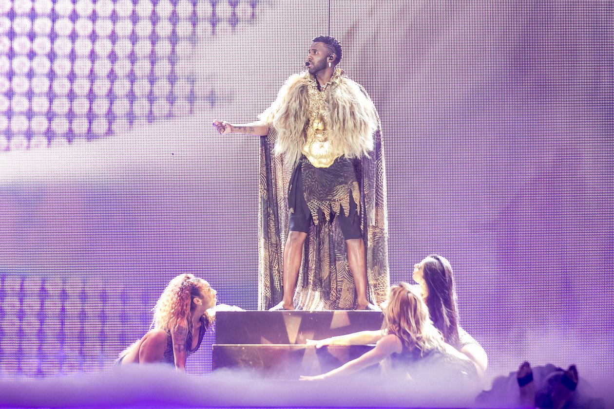 Weit über 10.000 Fans feierten den Amerikaner auf Welttour. – Jason Derulo.