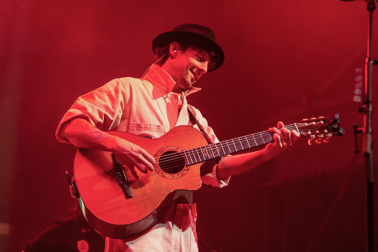 Ein hauch von Sommer - die Amerikaner live mit seiner aktuellen Platte "Know.". – Jason Mraz.