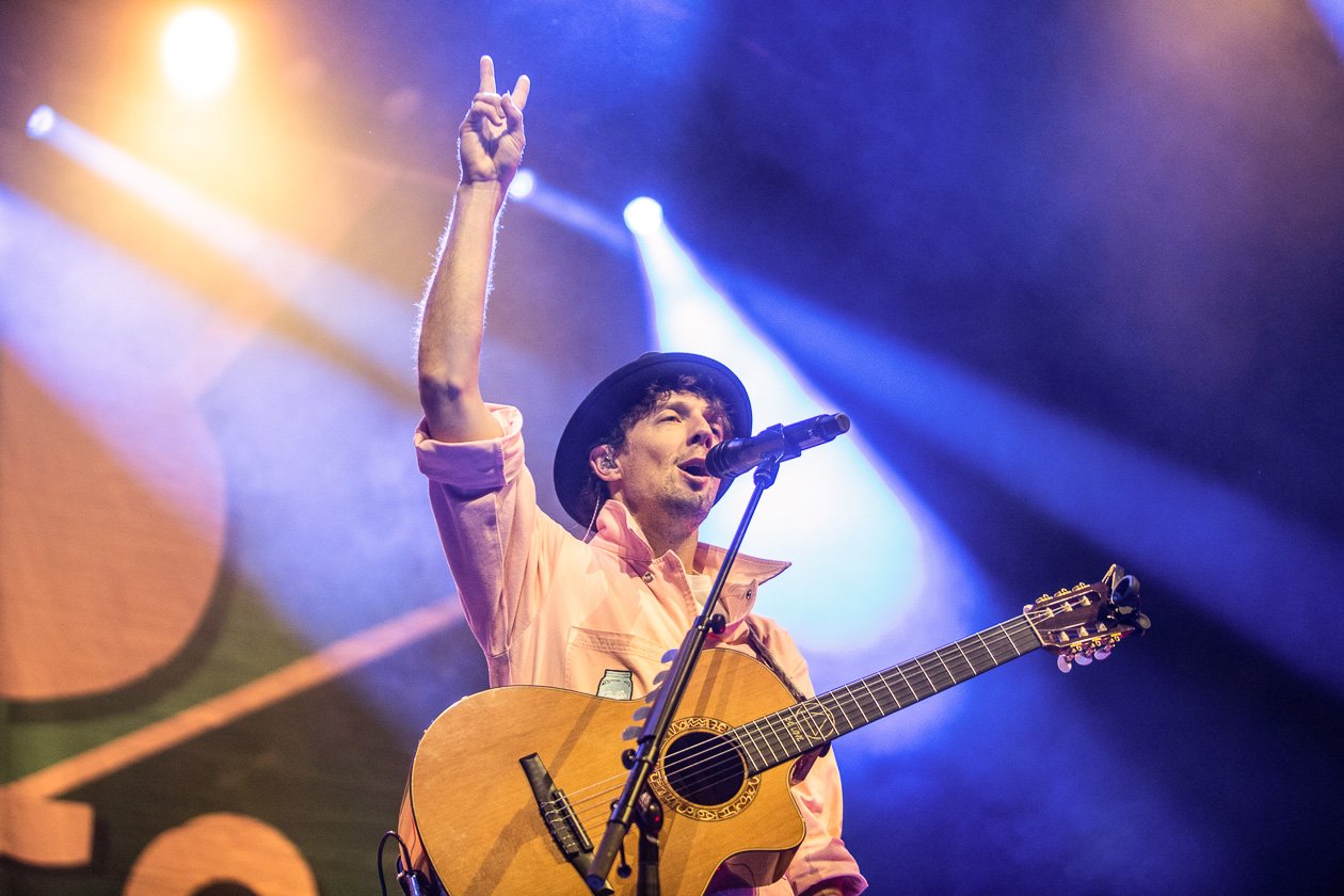 Ein hauch von Sommer - die Amerikaner live mit seiner aktuellen Platte "Know.". – Jason Mraz.