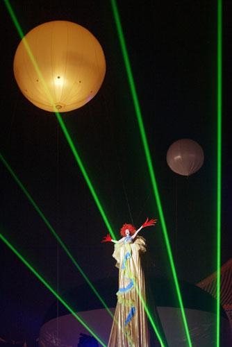 Jean Michel Jarre – Impressionen der unglaublichen Show des Franzosen im Reich der Mitte. – 