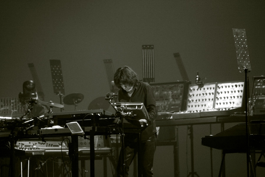 Jean Michel Jarre – Jarre auf Welt-Tournee; seiner ersten! – 