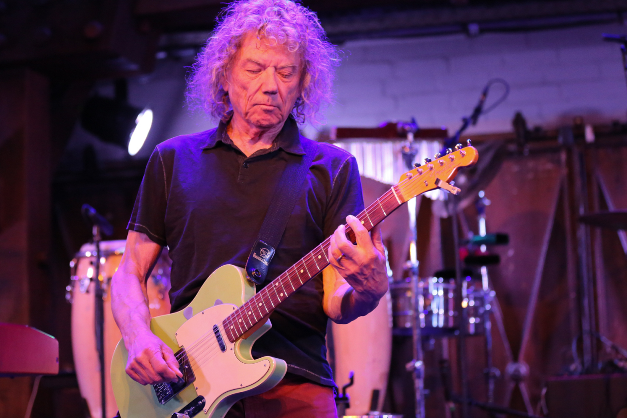 Jerry Harrison & Adrian Belew – Rockgeschichte on stage: Talking Heads meets King Crimson. – Jerry Harrison.