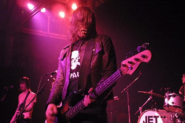 Jet – 