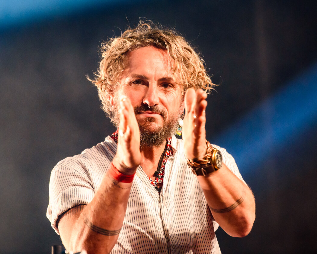 Der australische  Ausnahmegitarrist gilt als einer der besten Livemusiker unserer Zeit. – John Butler.