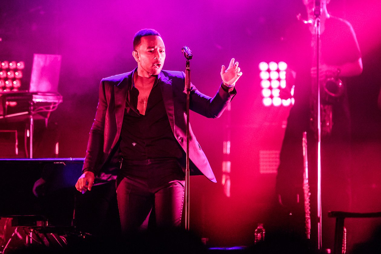 Der US-Pianist und -Sänger am Rhein. – John Legend.