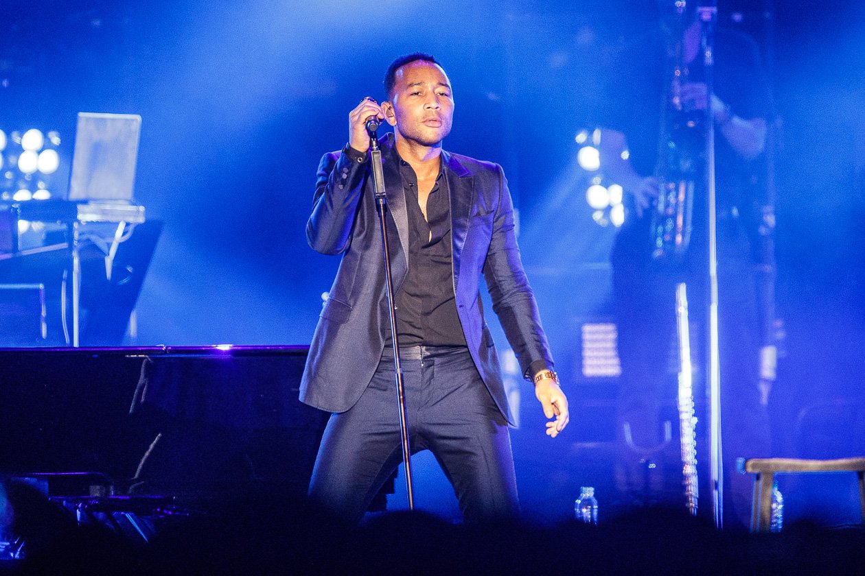 Der US-Pianist und -Sänger am Rhein. – John Legend.