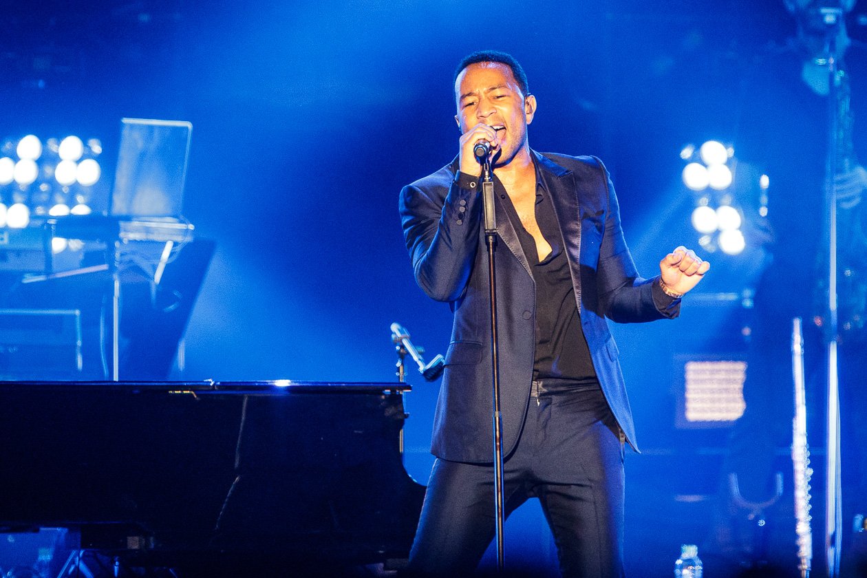 Der US-Pianist und -Sänger am Rhein. – John Legend.