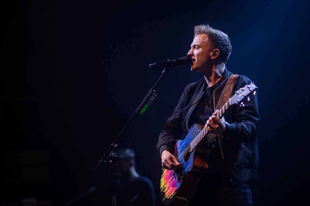 Mit neuem Songmaterial back on stage. – Joris.