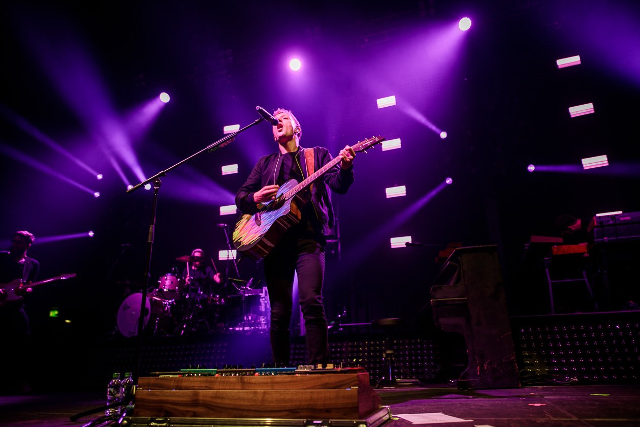 Mit neuem Songmaterial back on stage. – Joris.